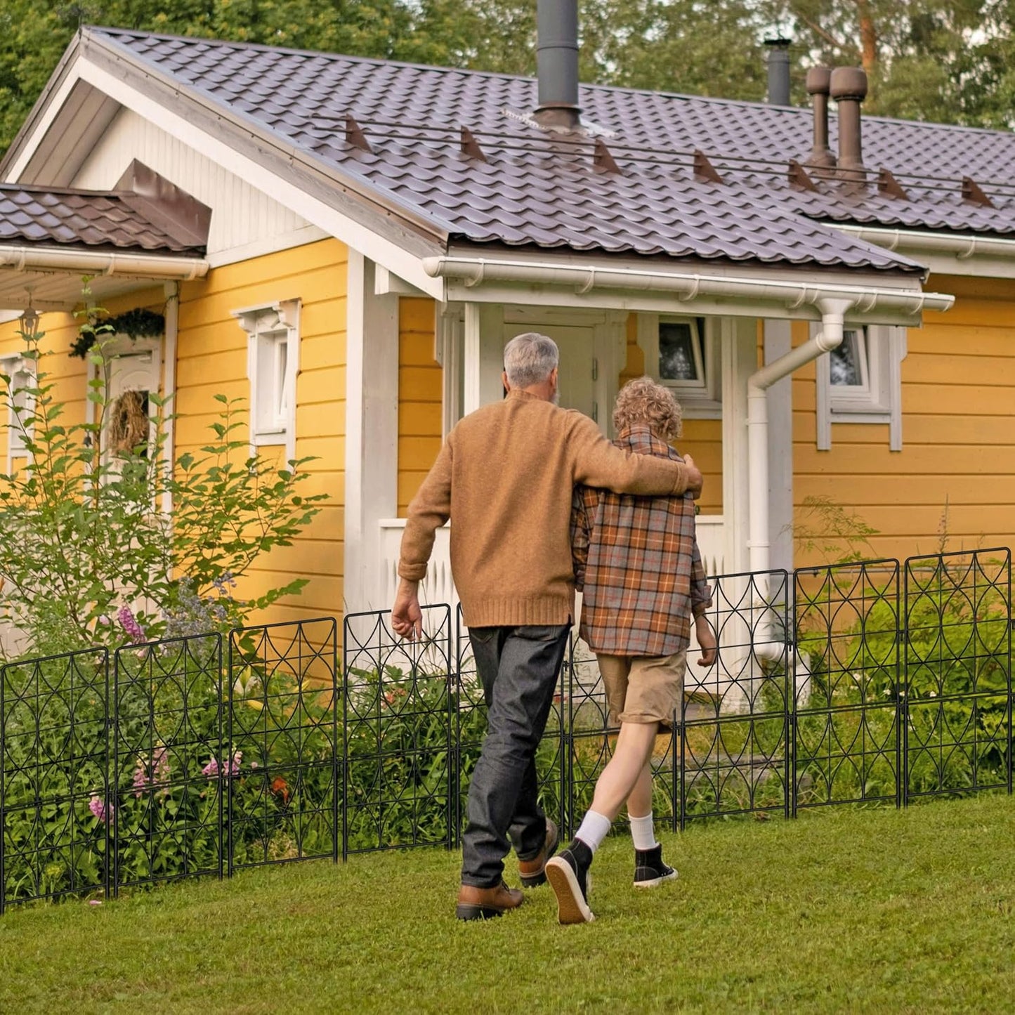 ShopLaLa Decorative Garden Fence (10 Panels) 12.5in(L) x 31in(H) Animal Barrier Fencing Rustproof Black Metal Wire Flower Edging for Landscape, Dog Gates Fences Tall Large No Dig Outdoor Border D-F30D