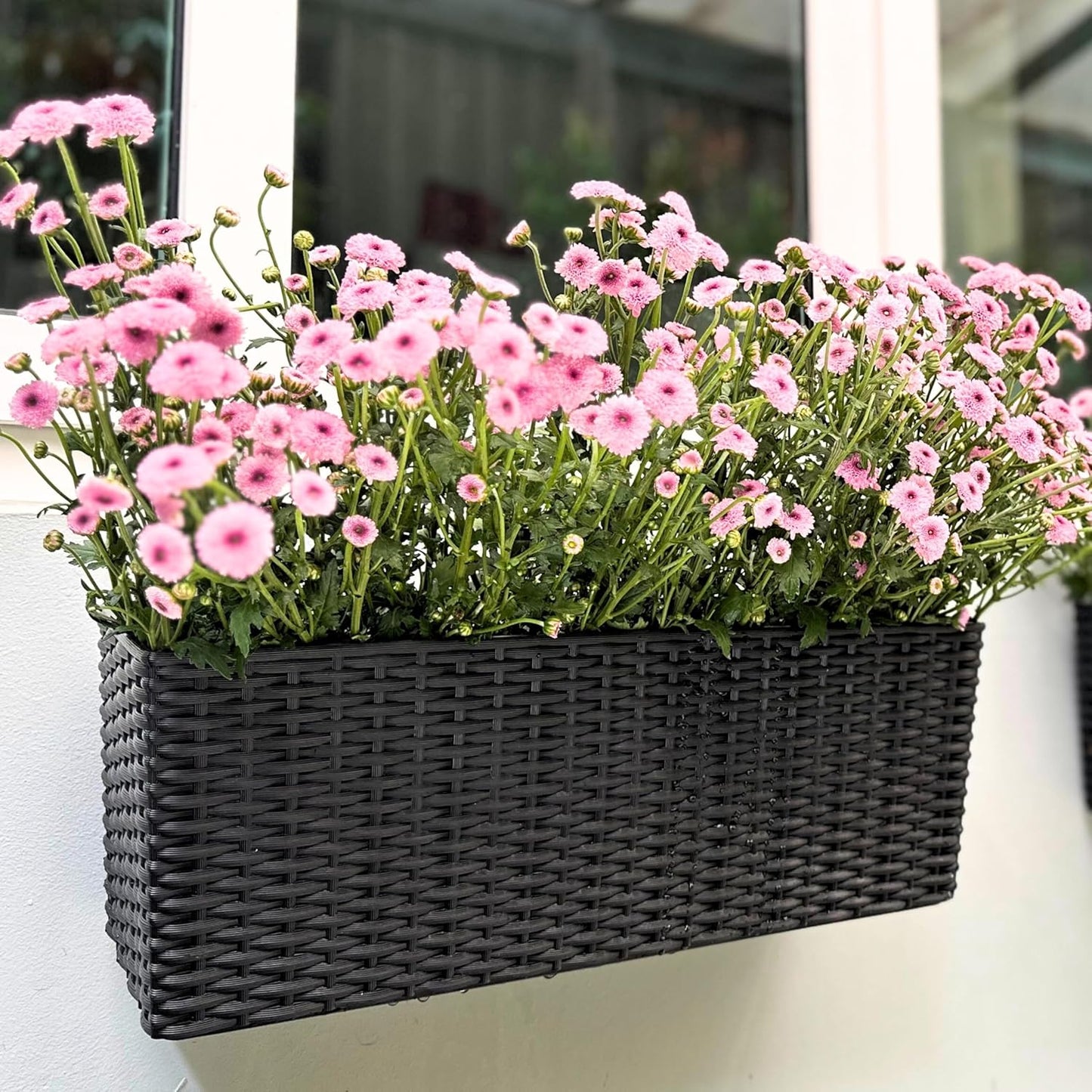 LaLaGreen Outdoor Wall Planters (20 Inch, 4 Pack) Wall Mounted Self Watering System Window Flower Boxes with Bracket, White Rectangular Plant Pot Container Indoor Modern Garden Herb Kitchen Home Decor