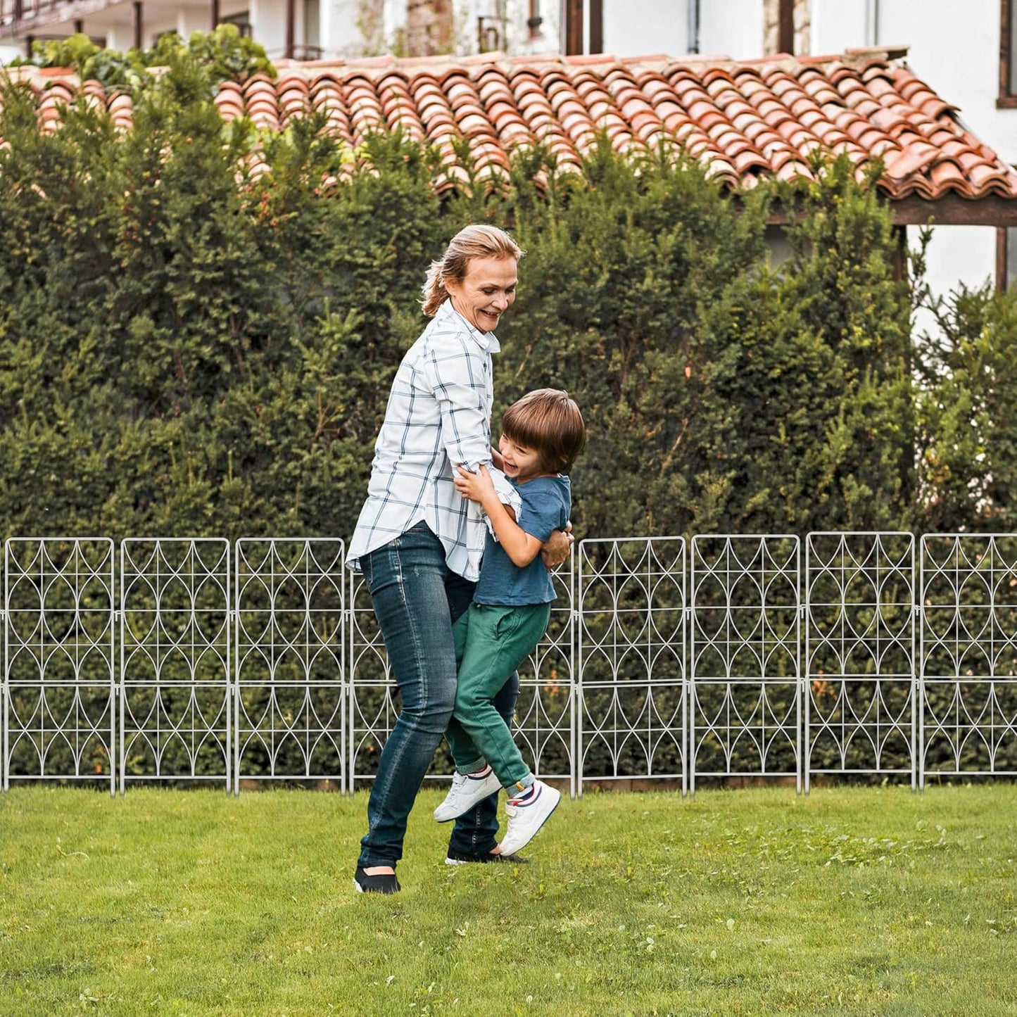 ShopLaLa Decorative Garden Fence (10 Panels) 12.5in(L) x 31in(H) Animal Barrier Fencing Rustproof White Metal Wire Flower Edging for Landscape, Tall Large No Dig Fences Back Yard Pet Porch Gate D-F30D