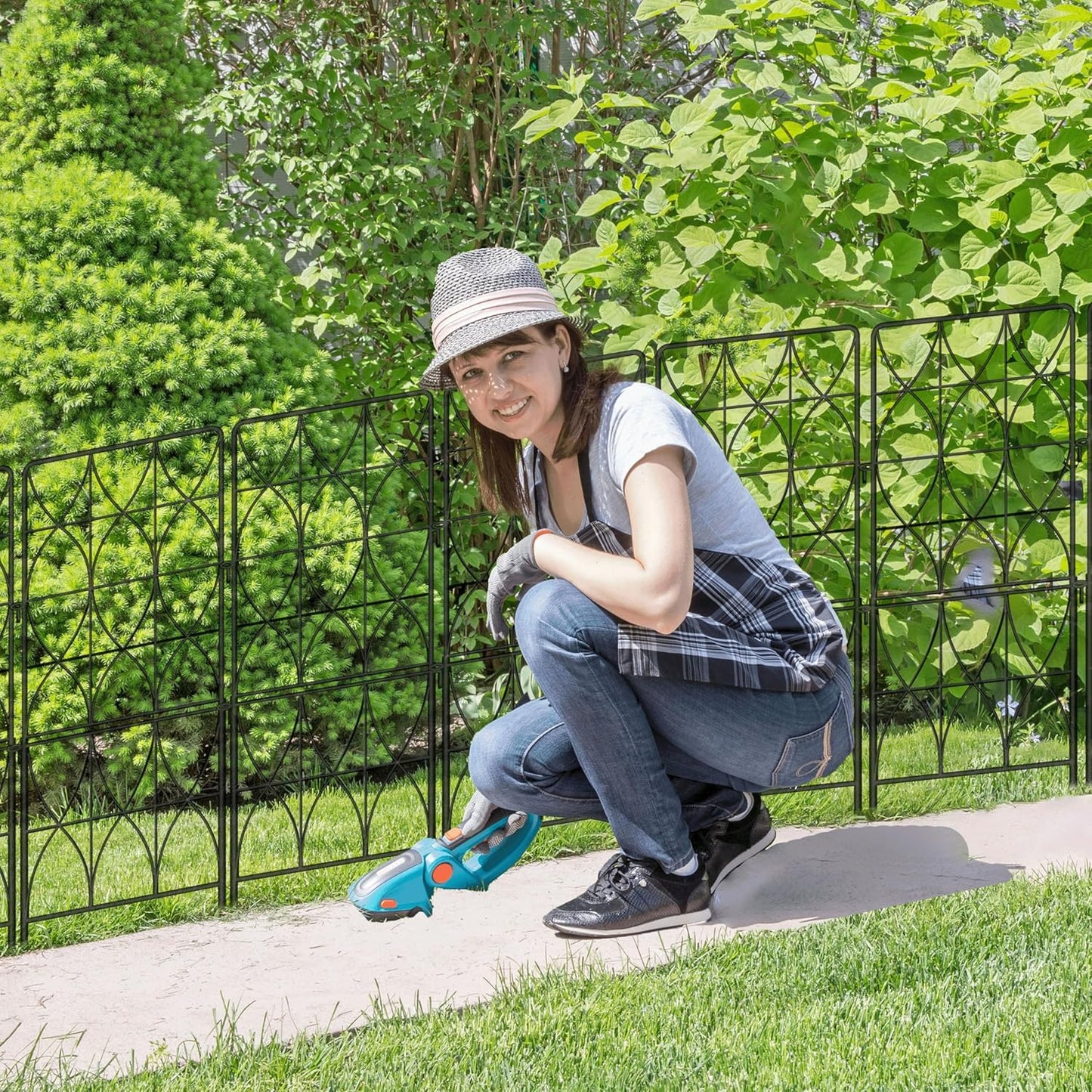 ShopLaLa Decorative Garden Fence (10 Panels) 12.5in(L) x 31in(H) Animal Barrier Fencing Rustproof Black Metal Wire Flower Edging for Landscape, Dog Gates Fences Tall Large No Dig Outdoor Border D-F30D